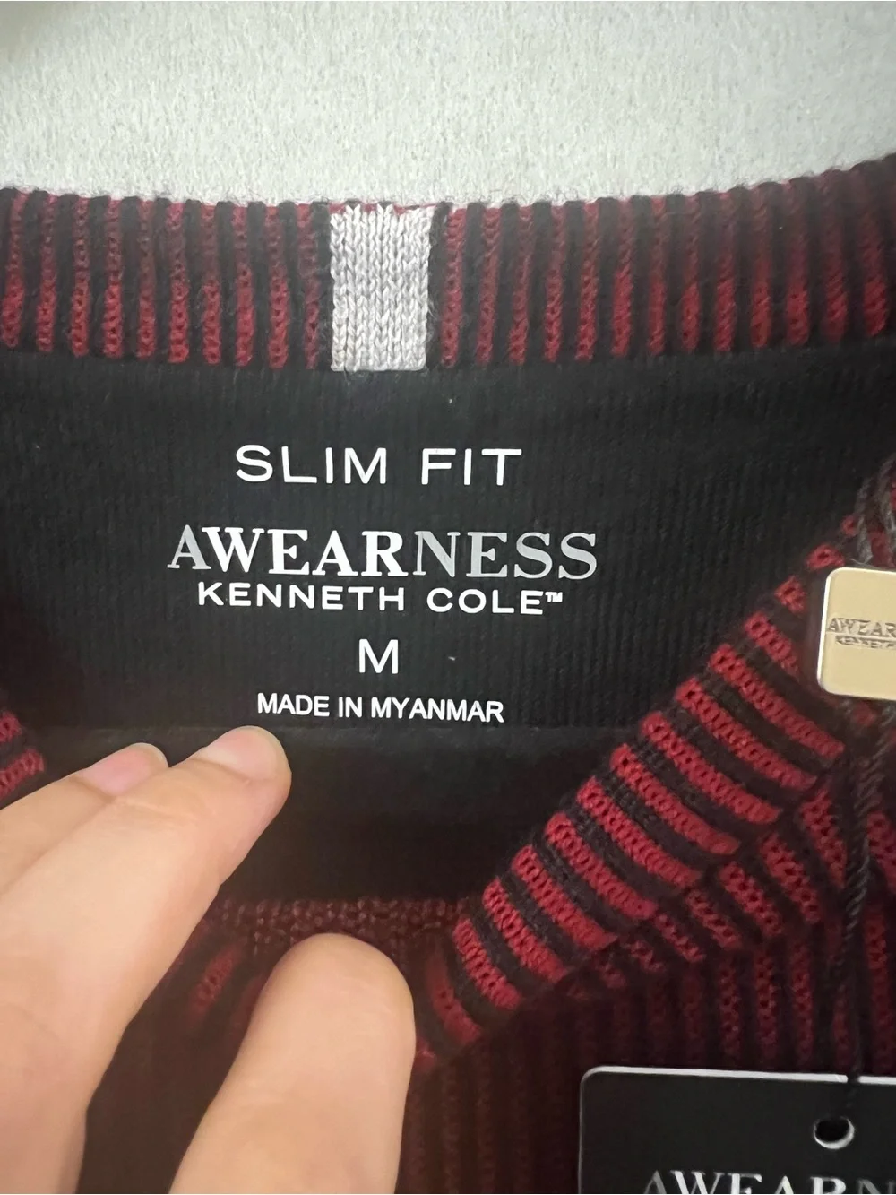 NWT Kenneth Cole Awareness Sweater Crew Neck Men's Slim Fit Medium Red Black